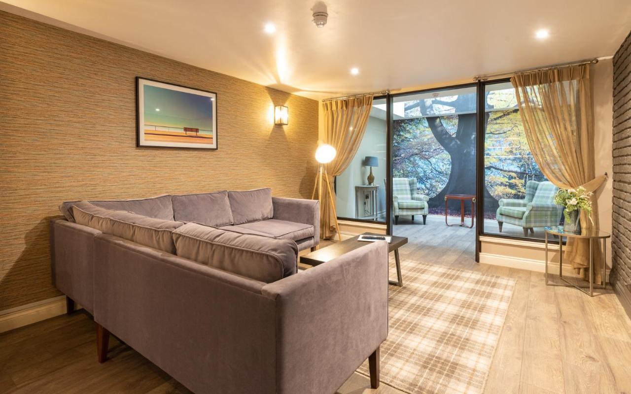 The Lawrance Luxury Aparthotel - York Eksteriør billede