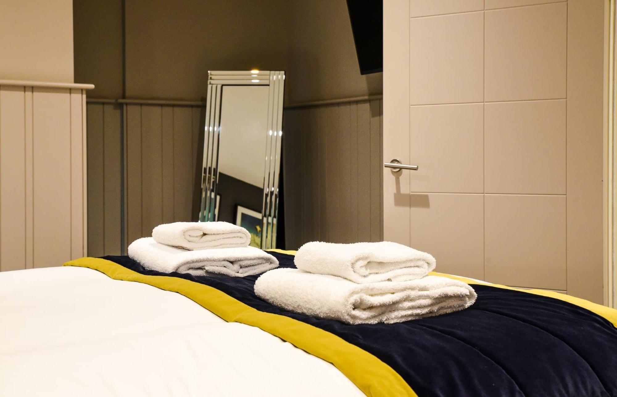 The Lawrance Luxury Aparthotel - York Eksteriør billede